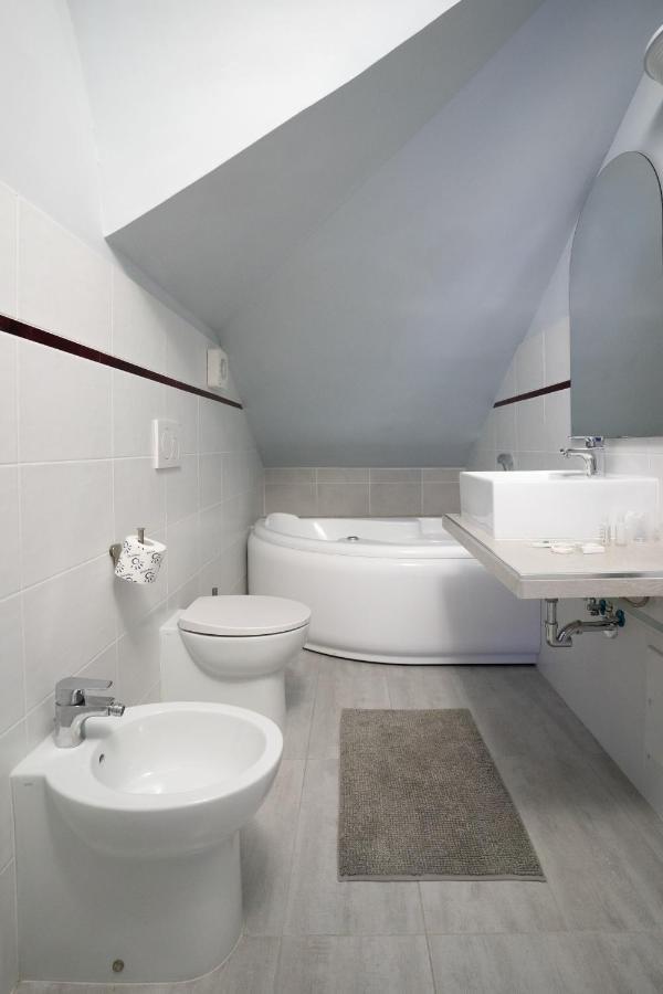 J Hotel Orbassano Εξωτερικό φωτογραφία
