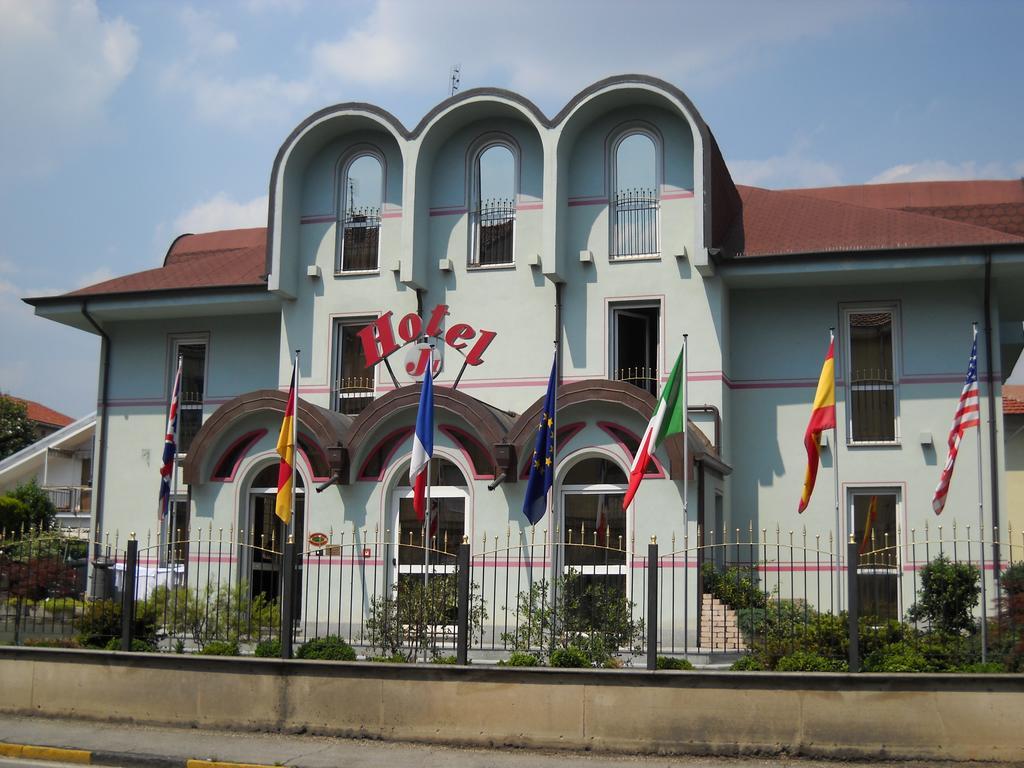 J Hotel Orbassano Εξωτερικό φωτογραφία